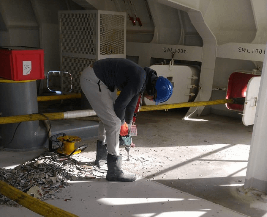Betonzagen in beton of steen